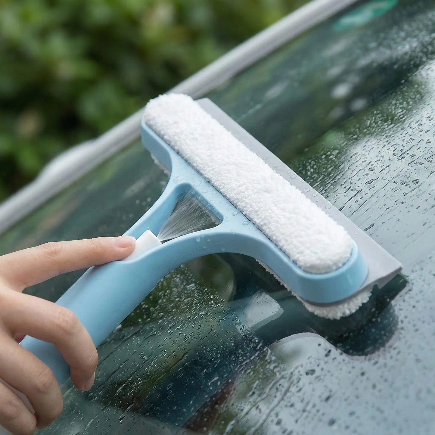SUVETTE sprayable squeegee cleaning car windshield
